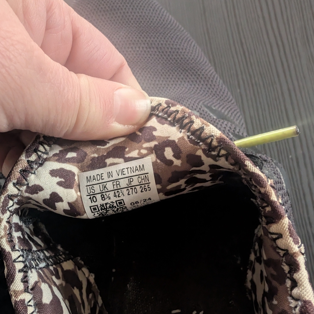 Adidas Cloudfoam Pure Black Sneakers Leopard & Neon Green Women’s 10 - Picture 4 of 5